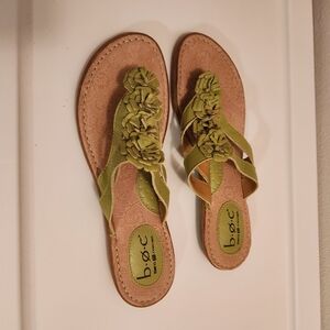 b.o.c. Women's Olive Floral Sandals